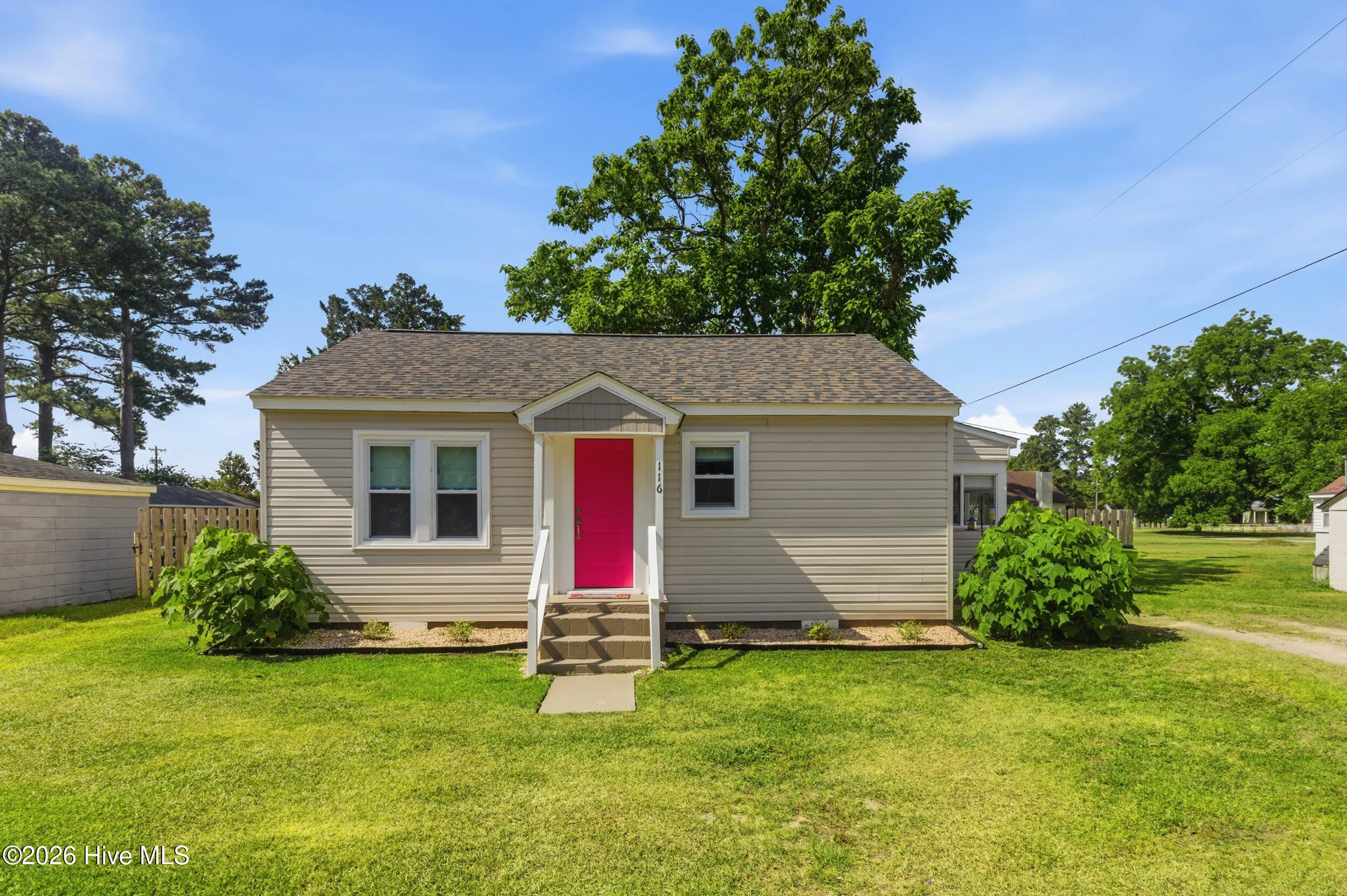 116 Mccoy Avenue, Cove City, NC, 28523