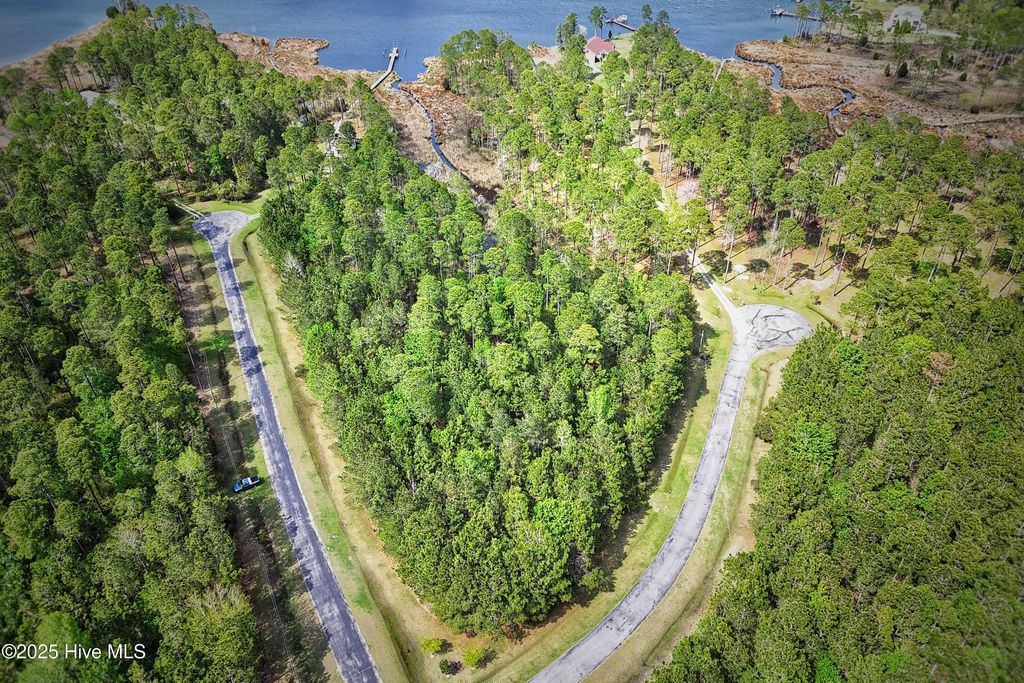 Photo of 9 Windsong Way, Aurora, NC 27806 (MLS # 100501558)