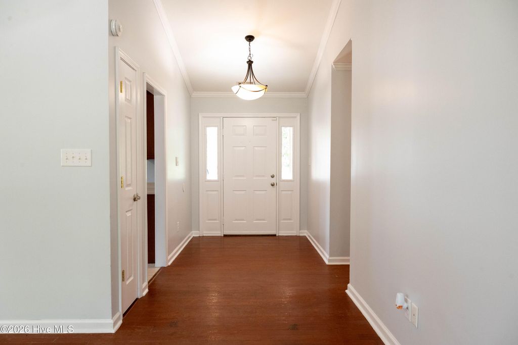 Photo of 803 Mandarin Trail, Jacksonville, NC 28540 (MLS # 100575531)