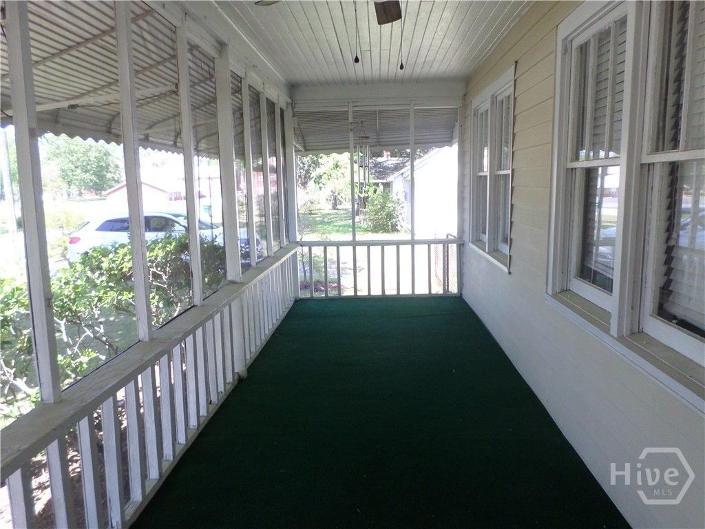 Photo of 33 Russell Avenue, Garden City, GA 31408 (MLS # SA348605)