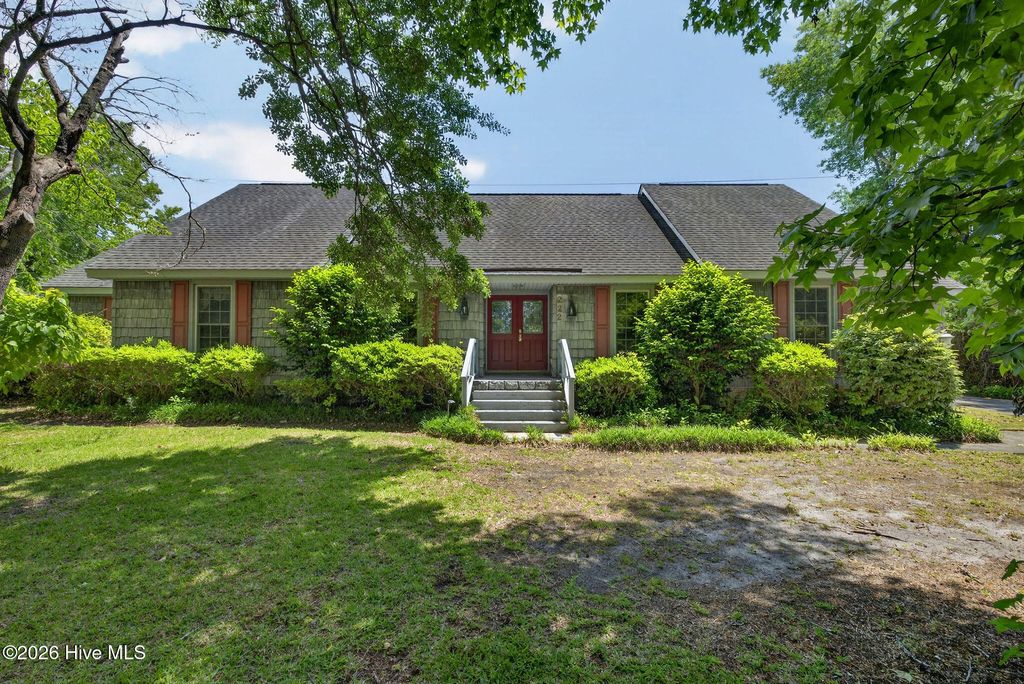 Photo of 222 Greenwich Lane, Wilmington, NC 28409 (MLS # 100572401)