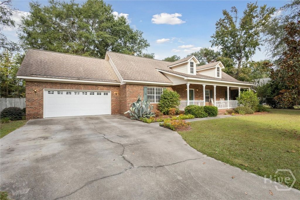 Photo of 330 Central Avenue, Guyton, GA 31312 (MLS # SA350647)