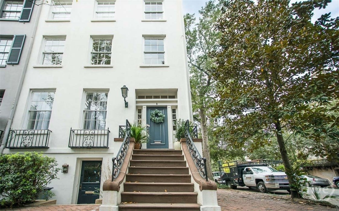 1 E Gordon Street Garden