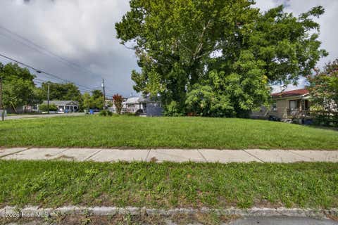 Tiny photo for 1221 Castle Street, Wilmington, NC 28401 (MLS # 100595490)