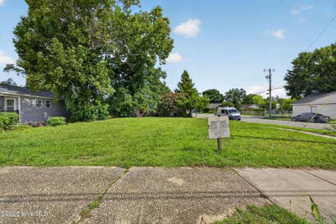 Tiny photo for 1221 Castle Street, Wilmington, NC 28401 (MLS # 100595490)