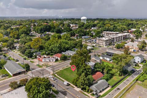 Tiny photo for 1221 Castle Street, Wilmington, NC 28401 (MLS # 100595490)