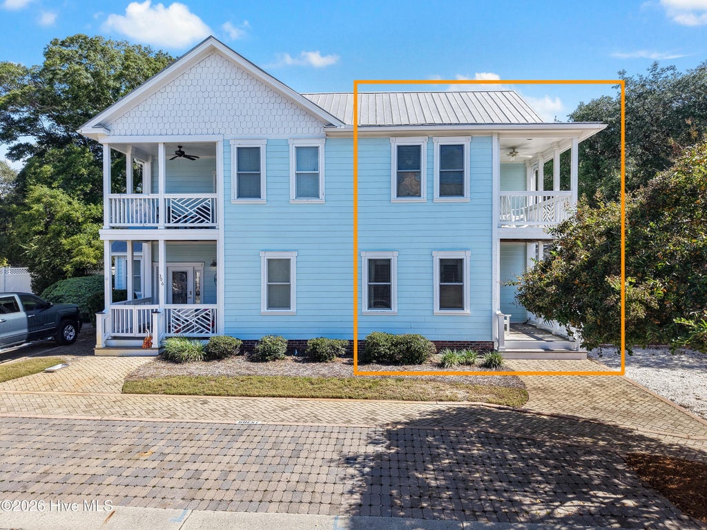 Photo of 304 Marina View Drive, Southport, NC 28461 (MLS # 100611024)