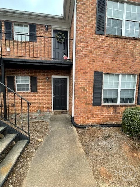 Condo For Rent - 2165 Milledge Avenue #A11<br/> Athens, GA 30605