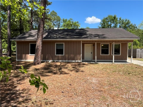 Homes For Sale - 130 Pointe South Drive Drive<br/> Liberty County, Hinesville, GA 31313