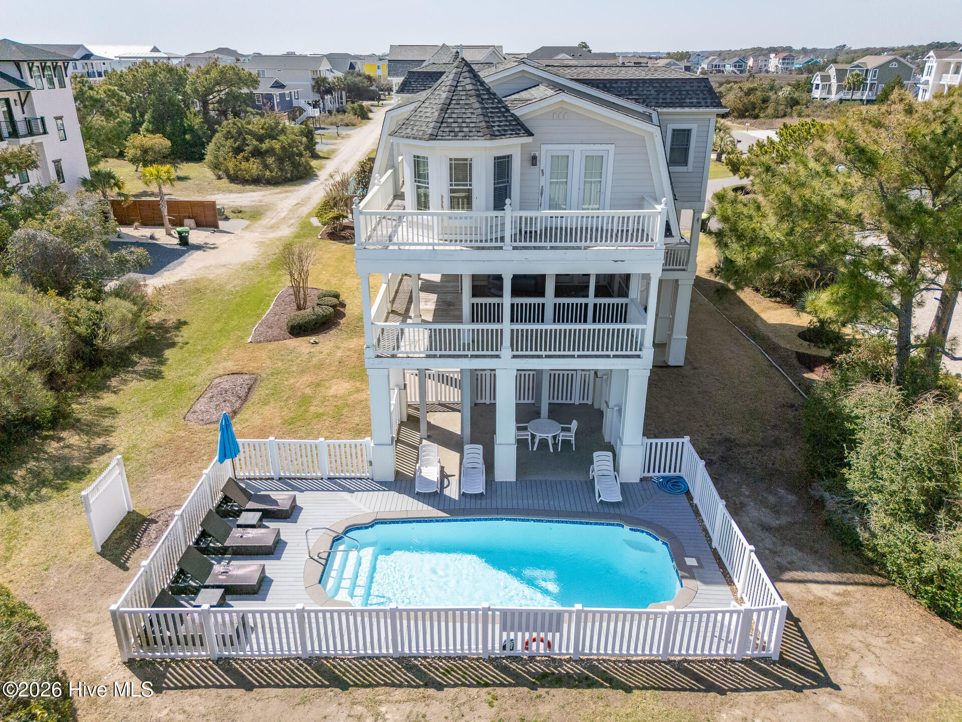 1032 Tide Ridge Drive