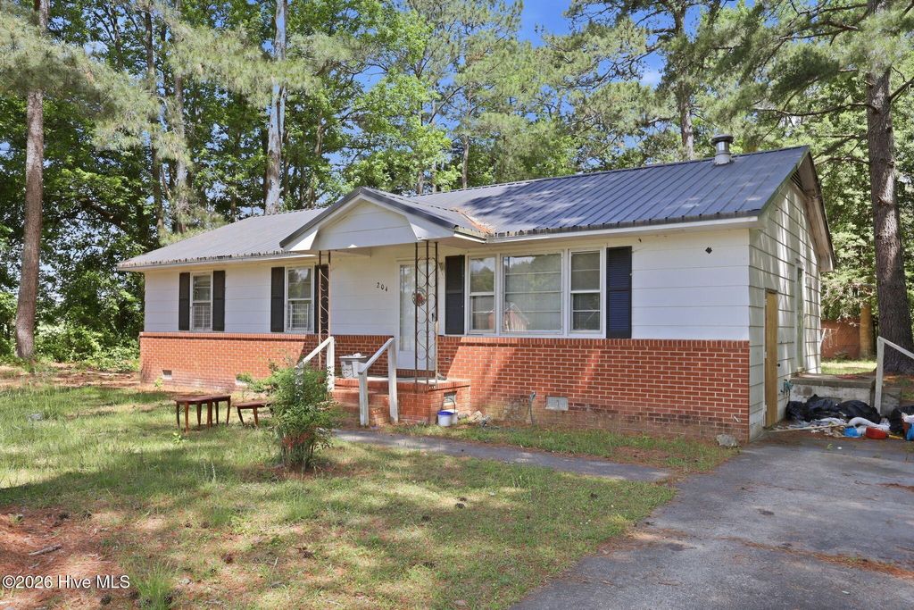 Photo of 204 W John Thompson Road, Colerain, NC 27924 (MLS # 100573837)