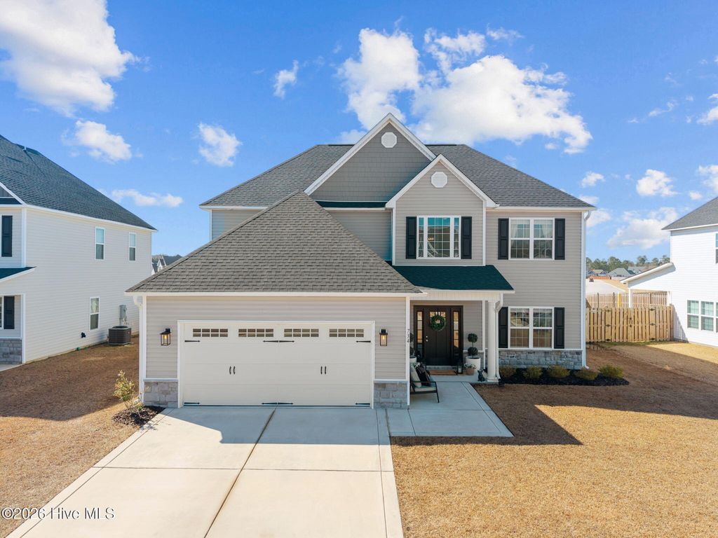 Photo of 734 Hope Dexter Drive, Jacksonville, NC 28546 (MLS # 100555246)