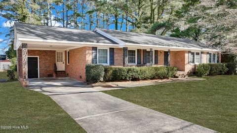 Photo of 207 Kirkland Drive, Greenville, NC 27858 (MLS # 100550329)