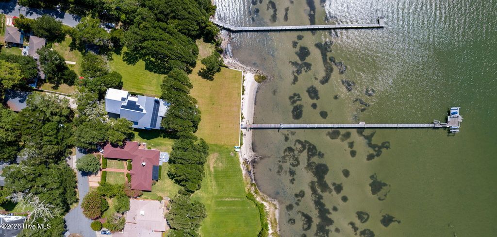 Photo of 4101 Sound Drive, Morehead City, NC 28557 (MLS # 100565501)