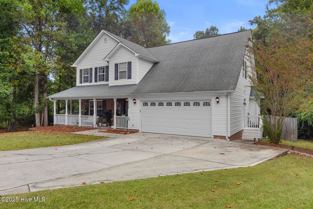 Photo of 2228 Colony Plaza, Jacksonville, NC 28546 (MLS # 100531310)