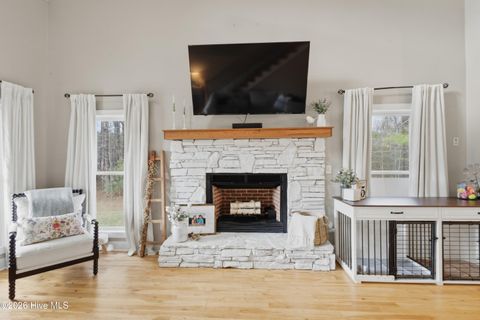 Tiny photo for 103 S Warren Crossing, Burgaw, NC 28425 (MLS # 100560274)