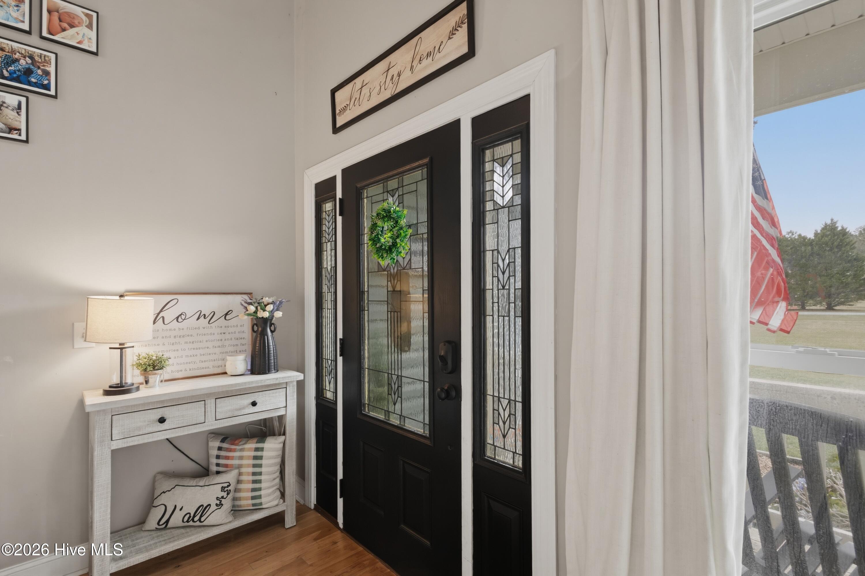 103 S Warren Crossing