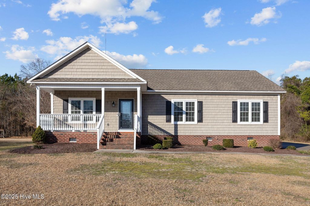 Photo of 6428 Salem Ridge Drive, Grifton, NC 28530 (MLS # 100547314)