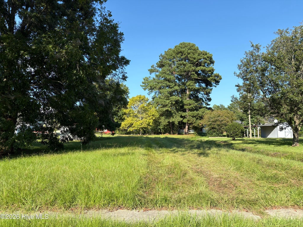 Photo of 00000 E Broad Street, Elizabeth City, NC 27909 (MLS # 100610357)