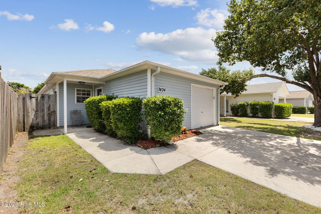 Photo of 7424 Milan Court, Wilmington, NC 28411 (MLS # 100585652)