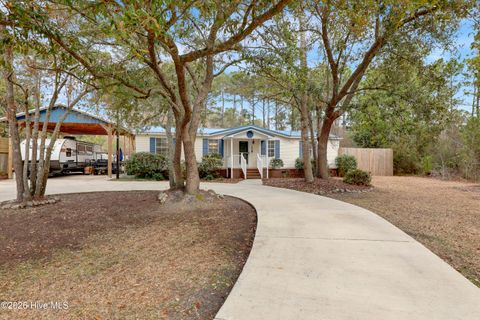 Mobile Home For Sale - 102 Robin Court<br/> Hampstead, NC 28443