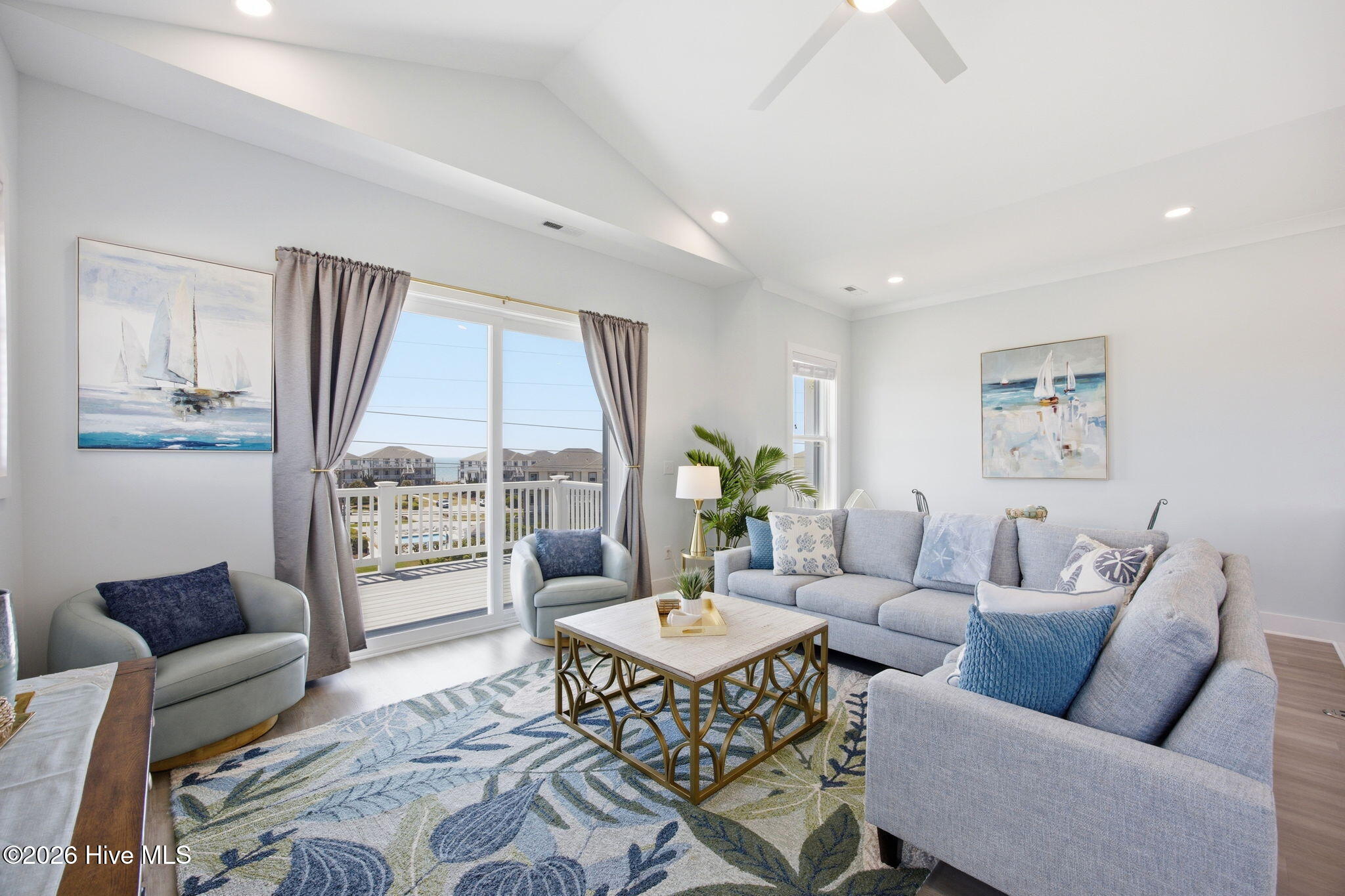 2802 Emerald Drive East