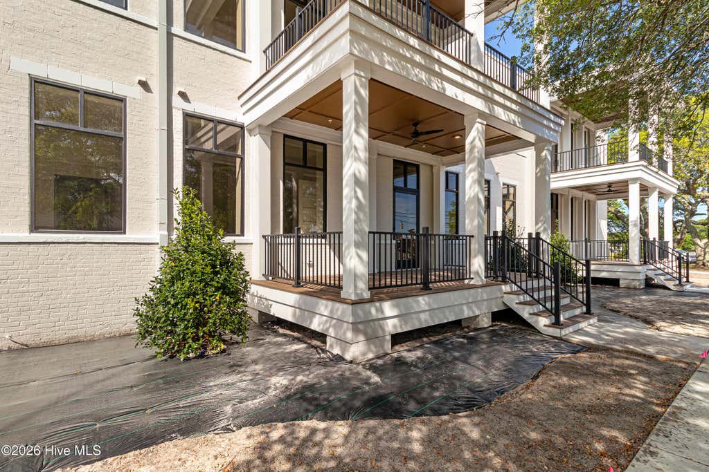 Photo of 805 Mulberry Street #Unit 107, Beaufort, NC 28516 (MLS # 100598343)