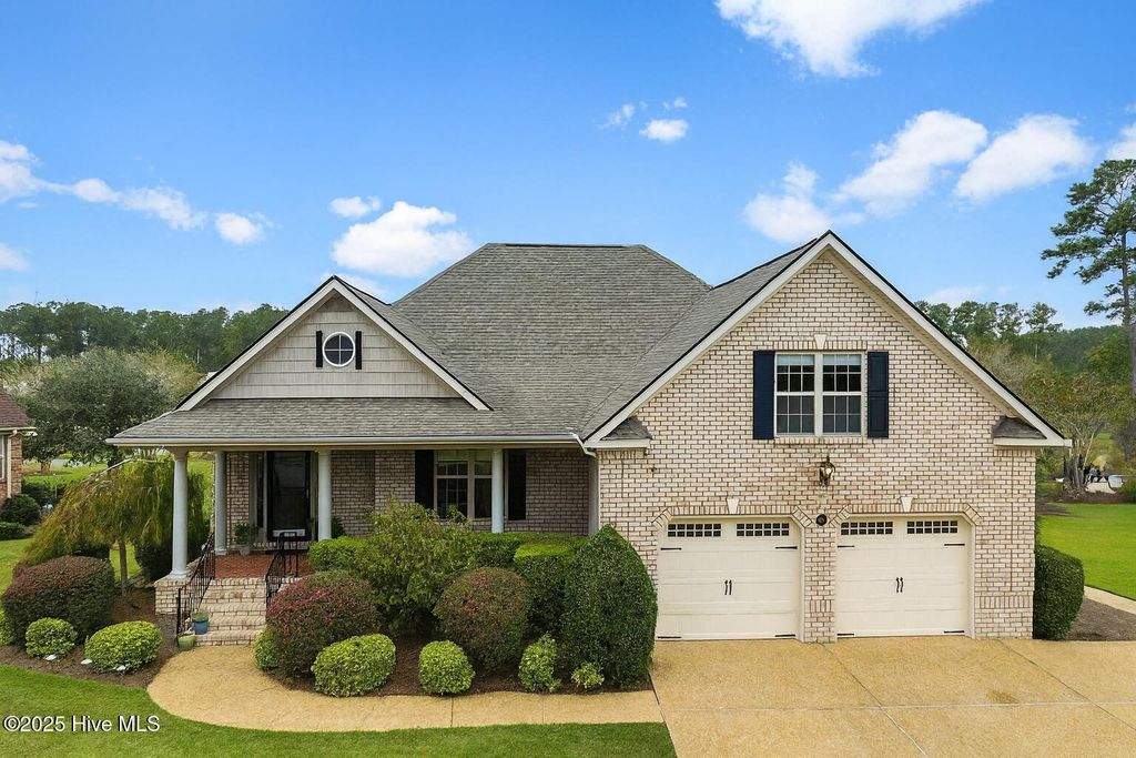 Photo of 1127 Walbury Court, Leland, NC 28451 (MLS # 100536688)