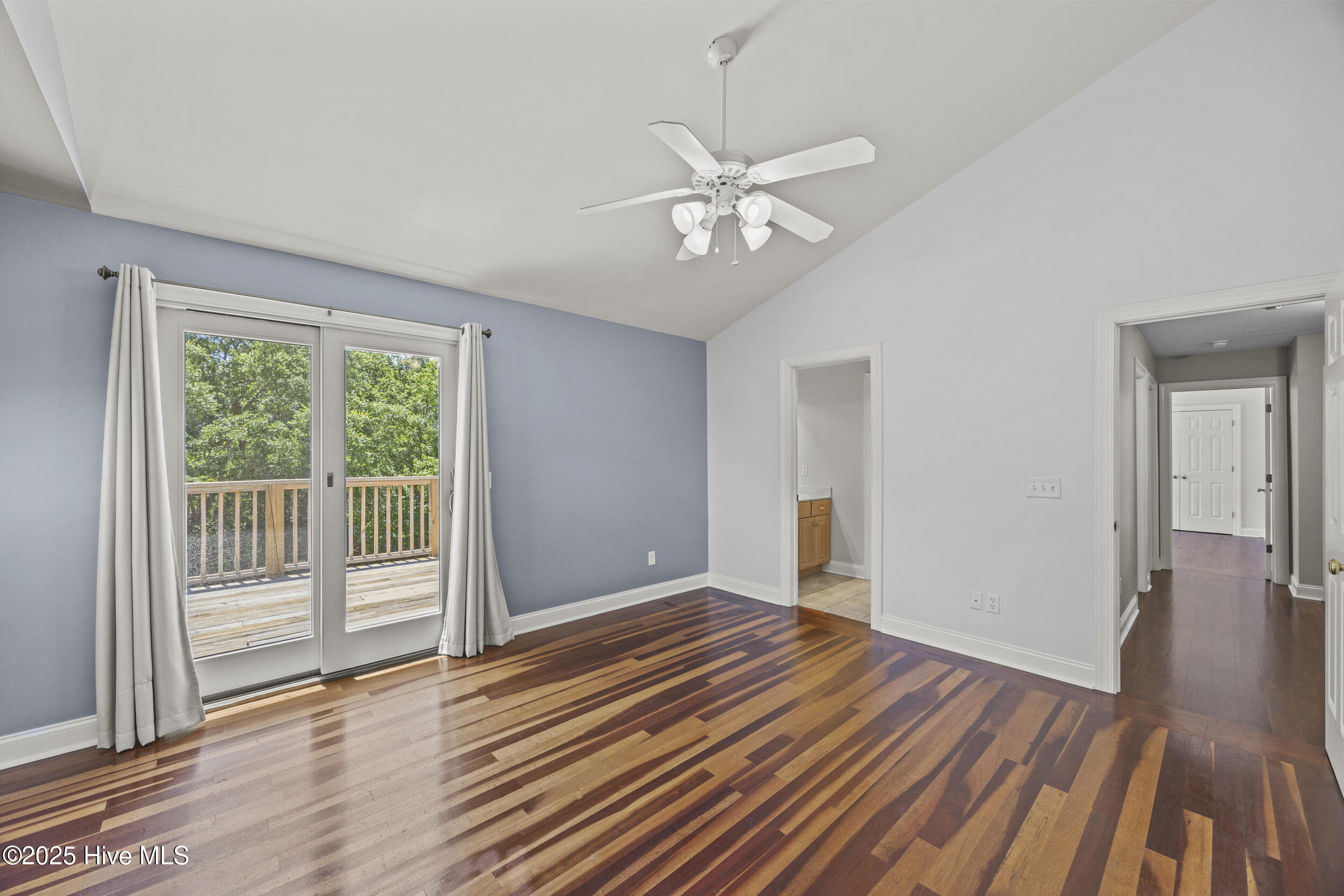 Hampstead, North Carolina 28443, United States, 4 Bedrooms Bedrooms, ,4 BathroomsBathrooms,Residential,Active,255621