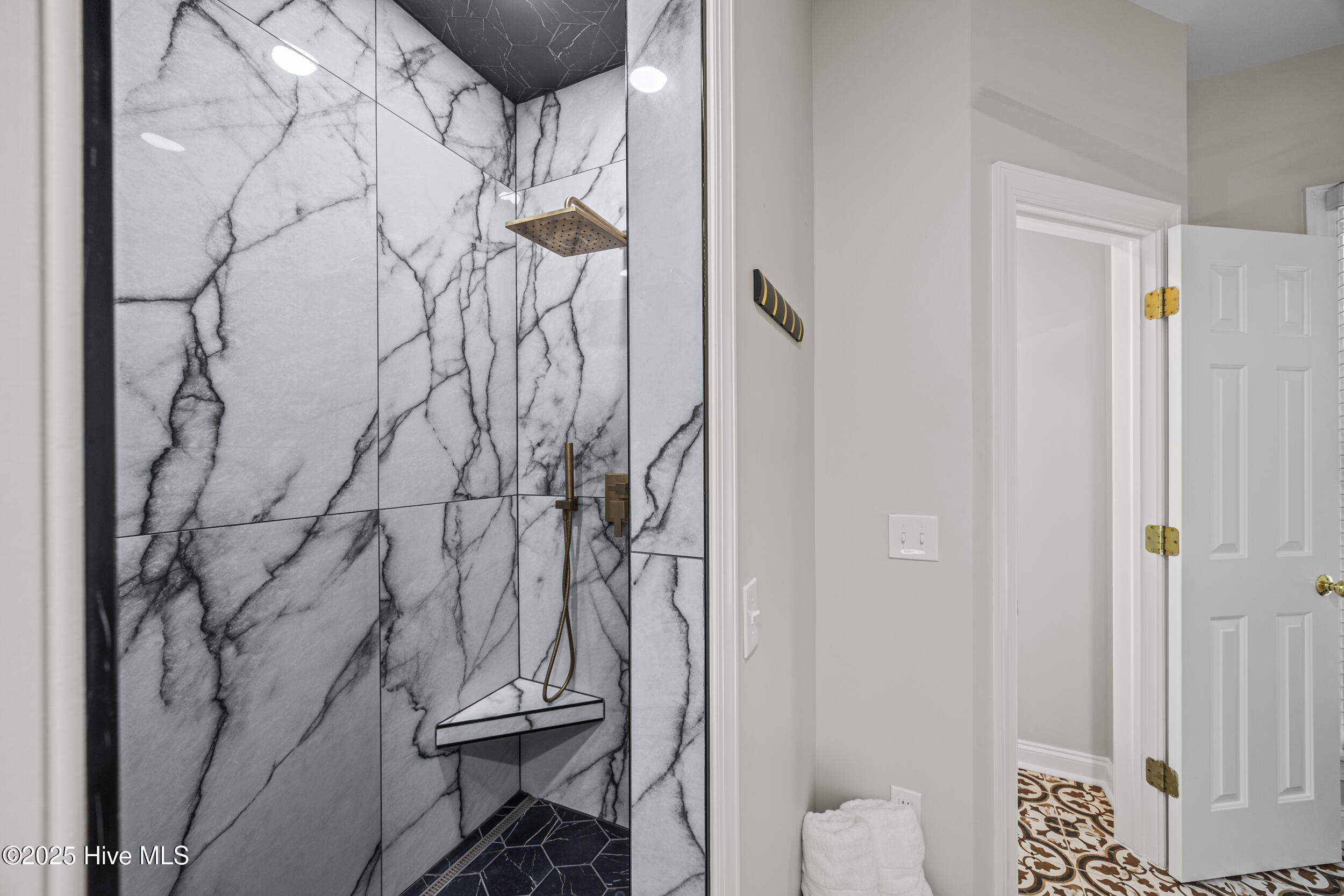 Hampstead, North Carolina 28443, United States, 4 Bedrooms Bedrooms, ,4 BathroomsBathrooms,Residential,Active,255621