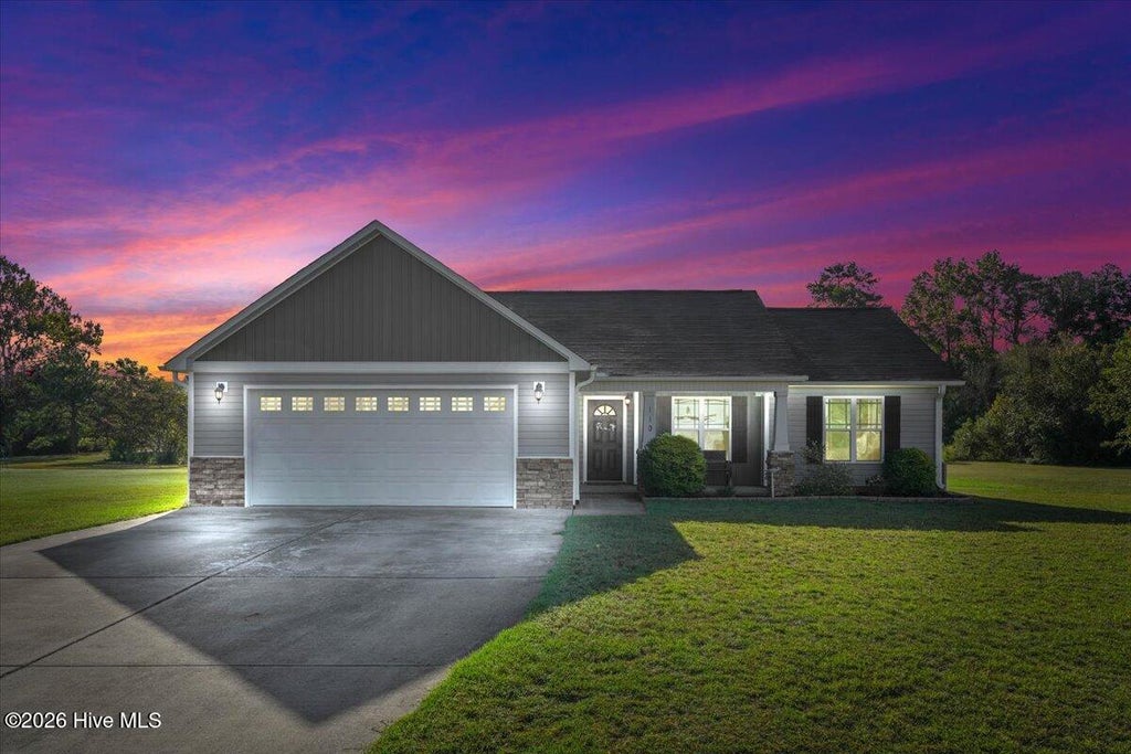 Photo of 110 Willow Pond Drive, La Grange, NC 28551 (MLS # 100604678)