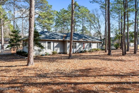 Homes For Sale - 52 Lakeshore Drive<br/> Arapahoe, NC 28510