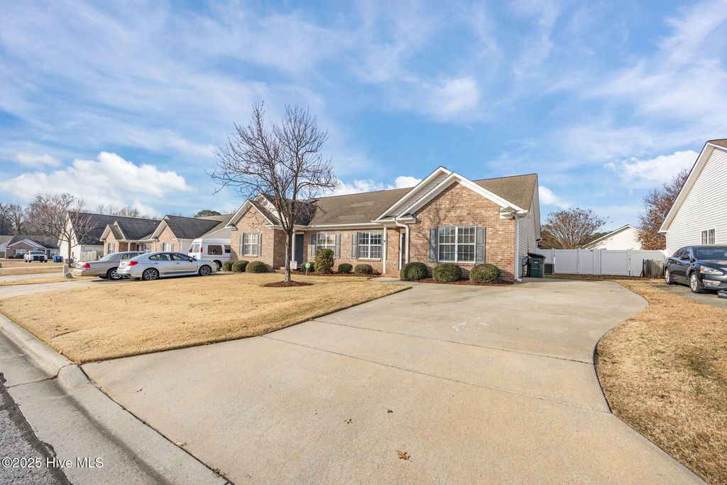 Photo of 2320 Saddleback Drive #B, Winterville, NC 28590 (MLS # 100546337)