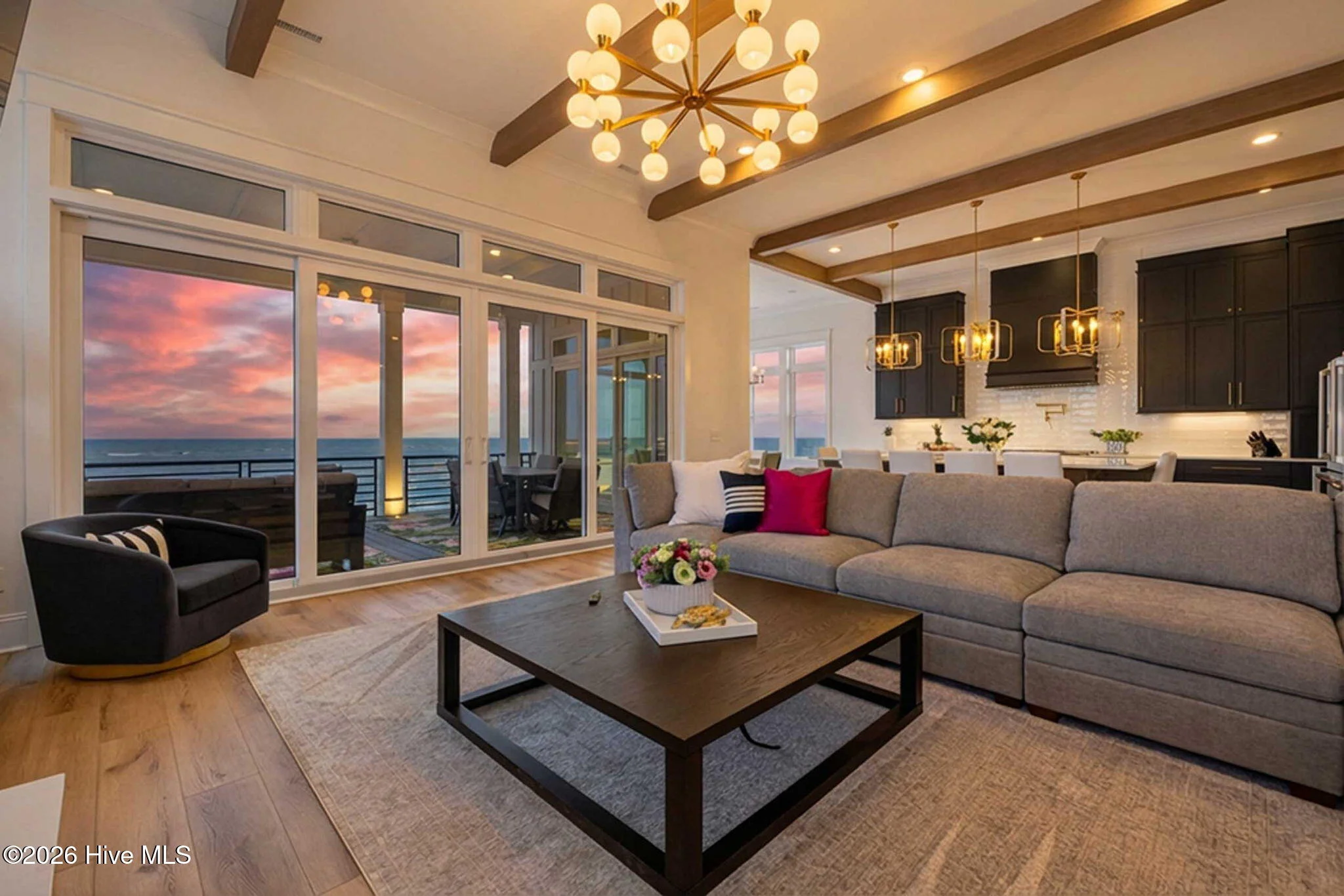 47 Grand View Drive