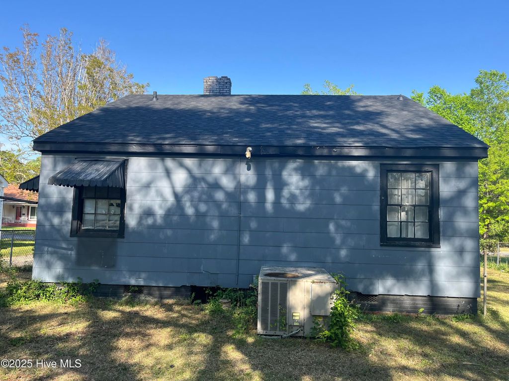 Photo of 1510 Hyman Avenue, Kinston, NC 28501 (MLS # 100489184)