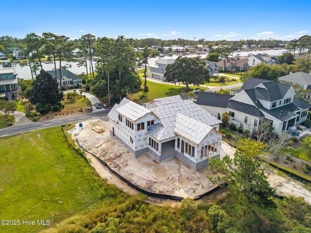 Photo of 2611 Mariners Way SE, Southport, NC 28461 (MLS # 100536610)