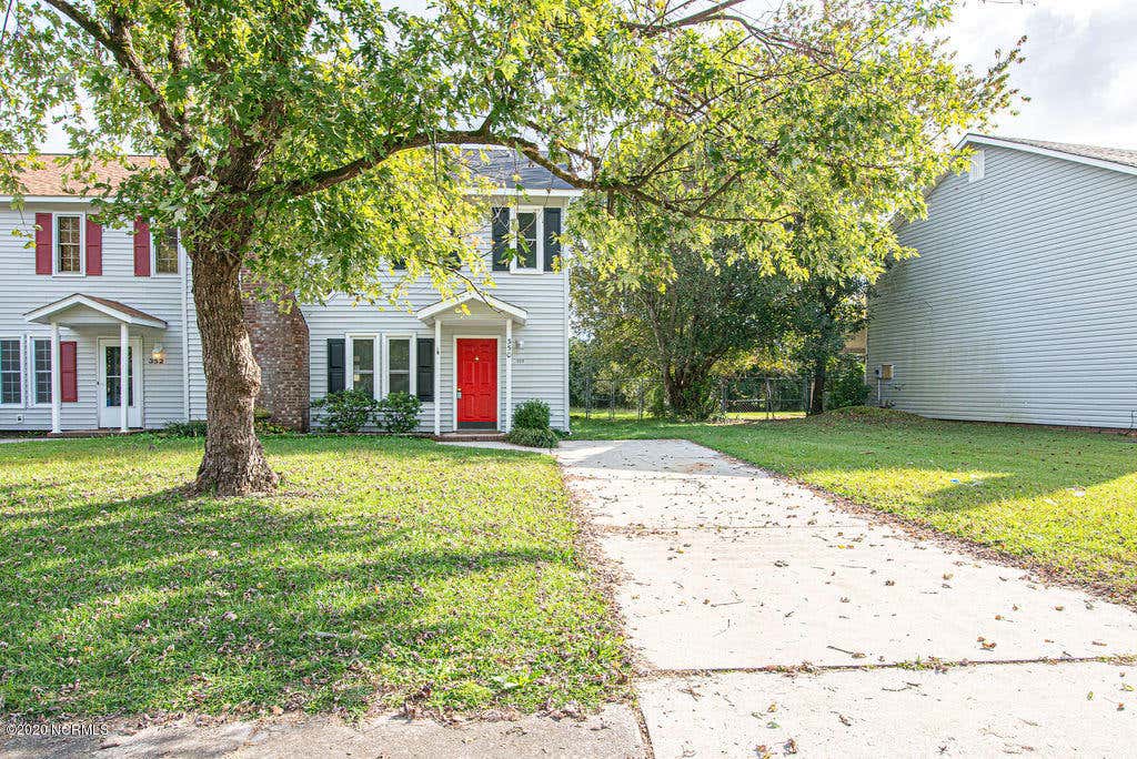 Photo of 350 W Frances Street, Jacksonville, NC 28546 (MLS # 100598535)