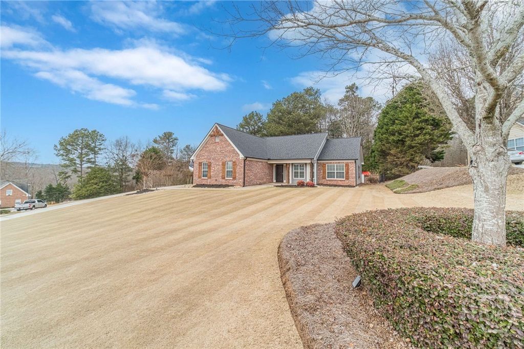 Photo of 347 Arbor Road, Monroe, GA 30656 (MLS # CL346625)