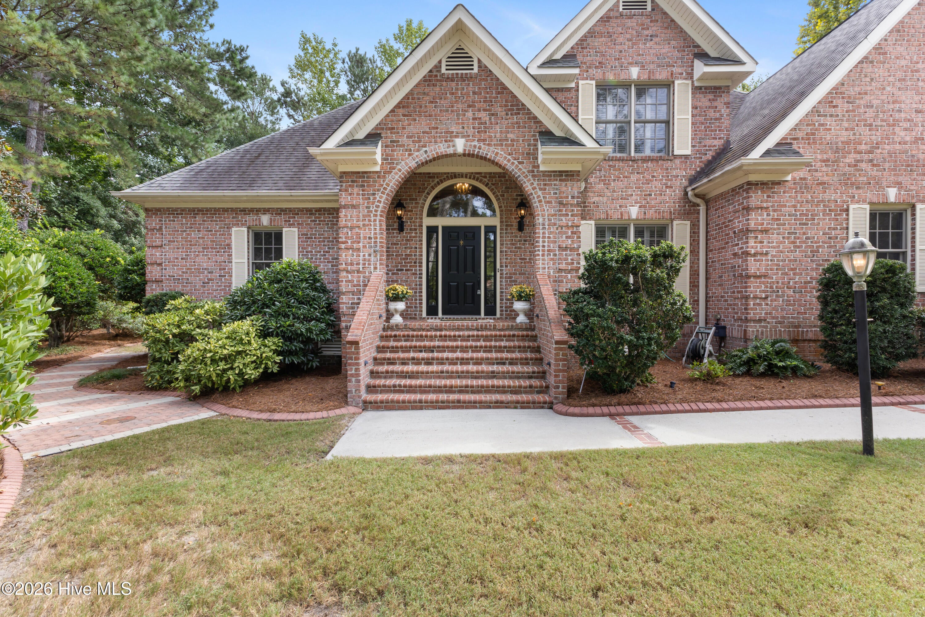 8816 Sawmill Creek Lane