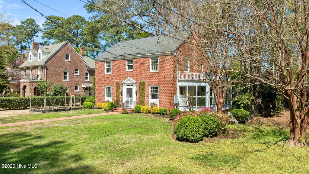 Photo of 1507 E Mulberry Street, Goldsboro, NC 27530 (MLS # 100563740)