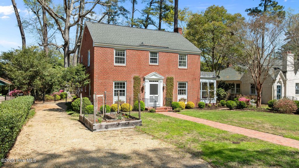 Photo of 1507 E Mulberry Street, Goldsboro, NC 27530 (MLS # 100563740)