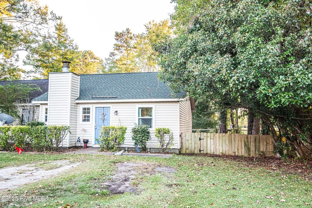 Photo of 233 Cedar Ridge Lane, Havelock, NC 28532 (MLS # 100538356)