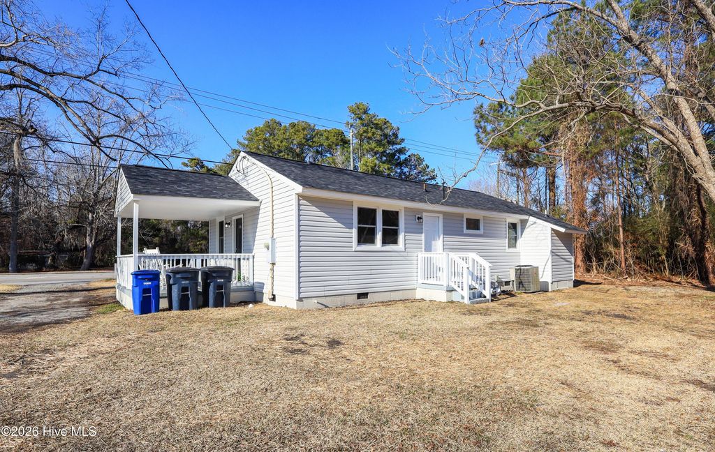 Photo of 1800 Hargett Street, Jacksonville, NC 28540 (MLS # 100553720)