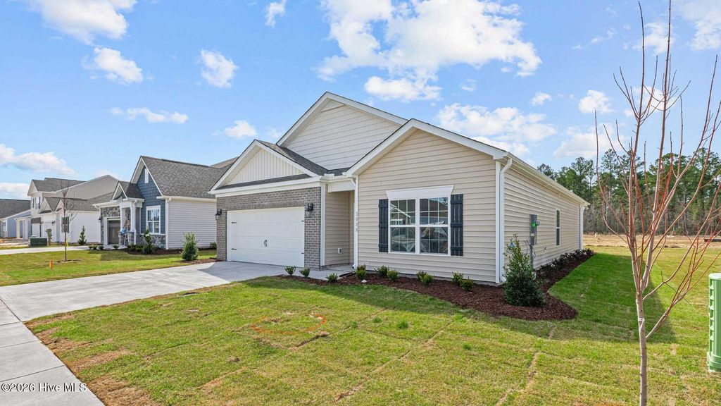 Photo of 1012 Minnette Circle, New Bern, NC 28562 (MLS # 100551218)