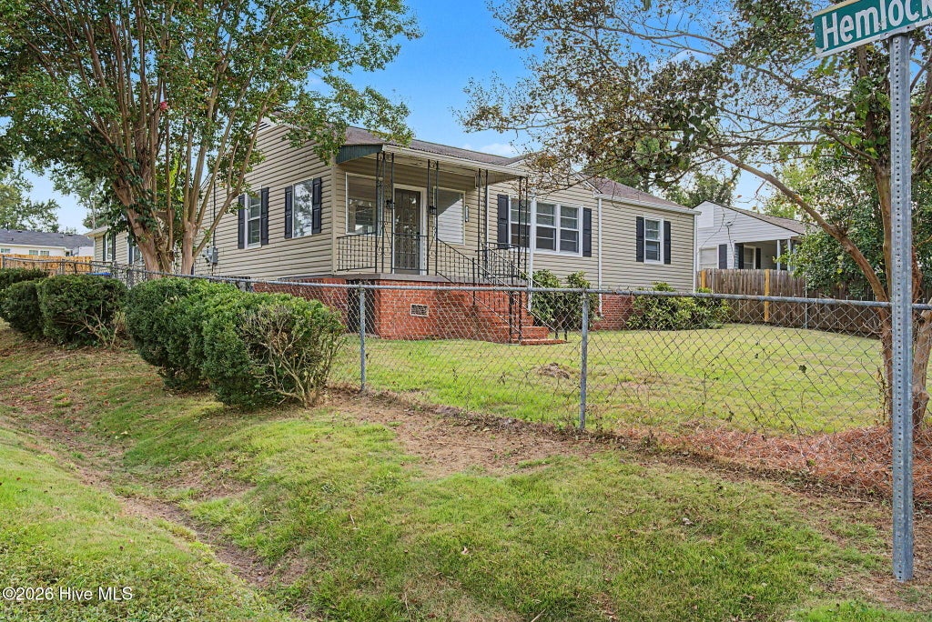 Photo of 3210 York Drive, Augusta, GA 30909 (MLS # 100610001)