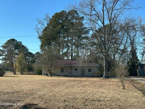 Homes For Sale - 111 Asbury Road<br/> Cove City, NC 28523