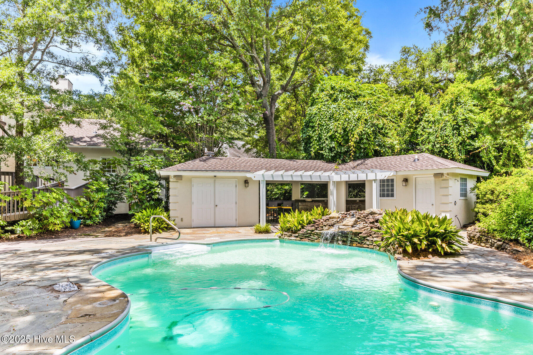 6265 Turtle Hall Drive