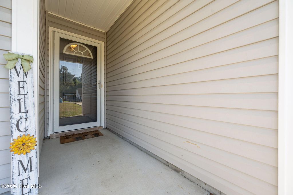 Photo of 111 Farmgate Drive, Richlands, NC 28574 (MLS # 100570824)