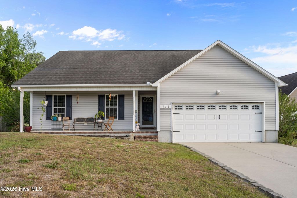 Photo of 111 Farmgate Drive, Richlands, NC 28574 (MLS # 100570824)