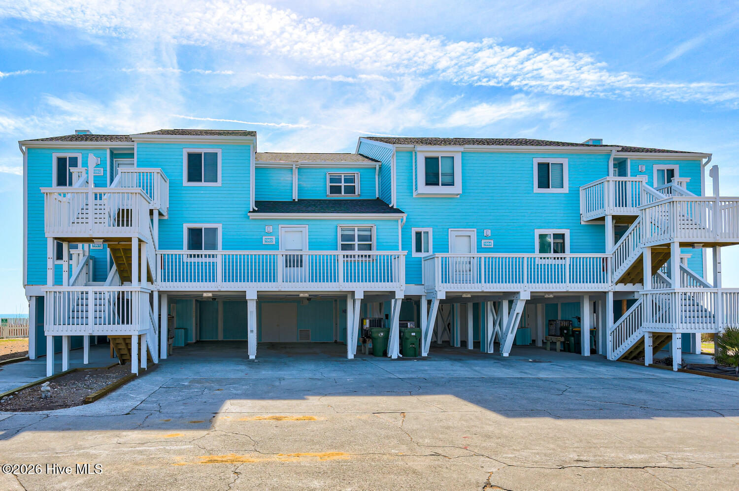 1003 Pelican Court 1003